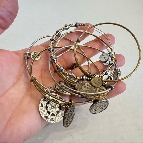 Alex And Ani Bracelet Lot 7pc Gold  & Silver Tone Beaded Charm Bangles Stackable - Picture 16 of 16